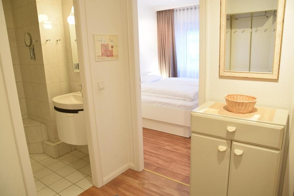 Gemuetliches 2-Zimmer-Appartement Mit Balkon Richtung Sueden. Westerland Extérieur photo